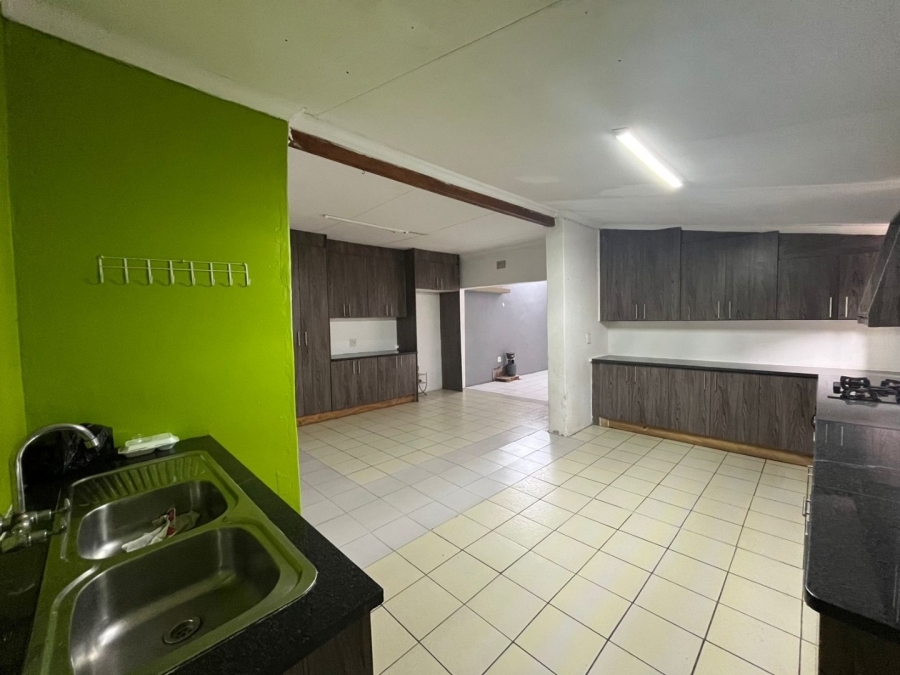 4 Bedroom Property for Sale in Stilfontein Ext 4 North West